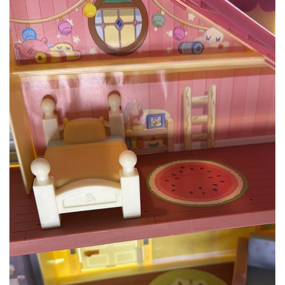 Bluey Family Home Playset with BBQ Bandit Figure and Furniture 13073